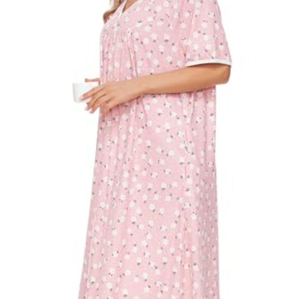 Soft Cotton Nightgown with Pockets, Short Sleeve Sleepwear for Women - Picture 5 of 8